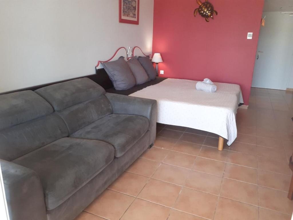 Studio Village Vacances,Vue Mer, Plage A 30M ,Wifi A Sainte Anne 外观 照片